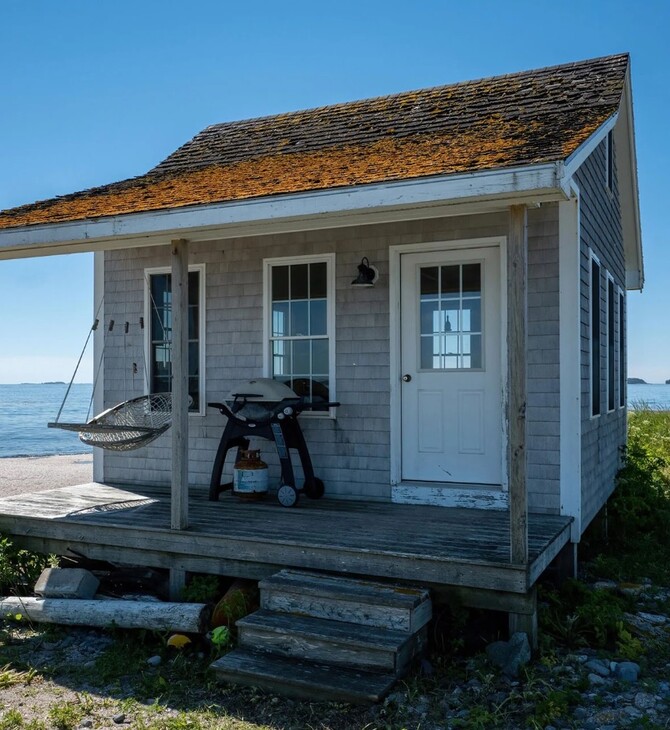 Tο «πιο μοναχικό σπίτι» στον κόσμο έχει έναν περίεργο όρο για να το αγοράσετε