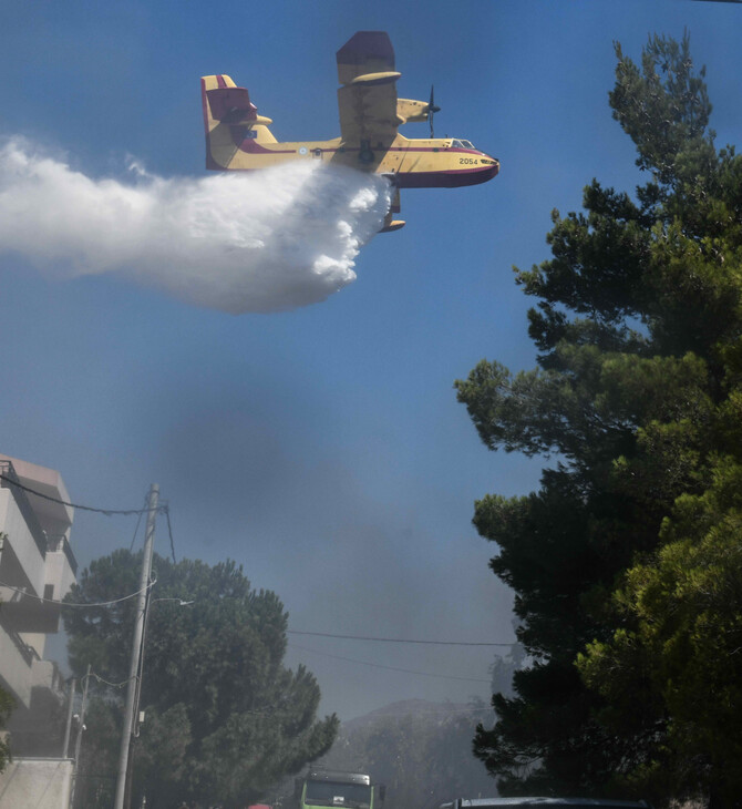 Φωτιά στο Πόρτο Ράφτη, κοντά σε σπίτια- Ενισχύθηκαν οι δυνάμεις στα Μέγαρα