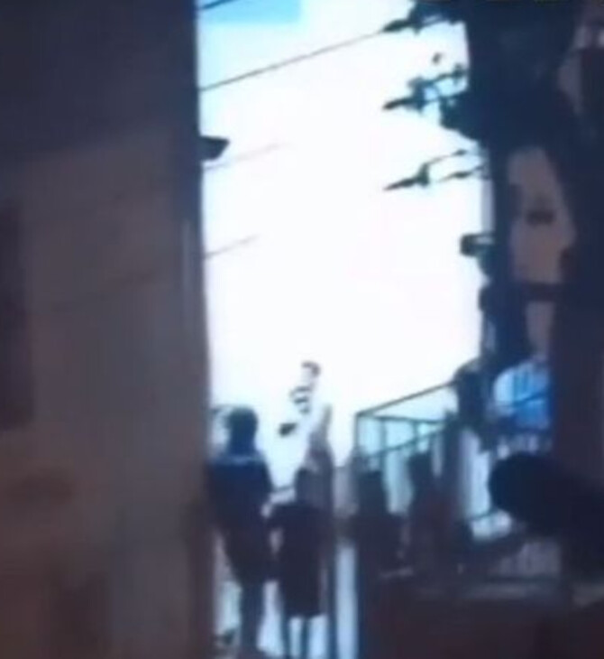 Έστησαν ρινγκ σε δημοτικό σχολείο