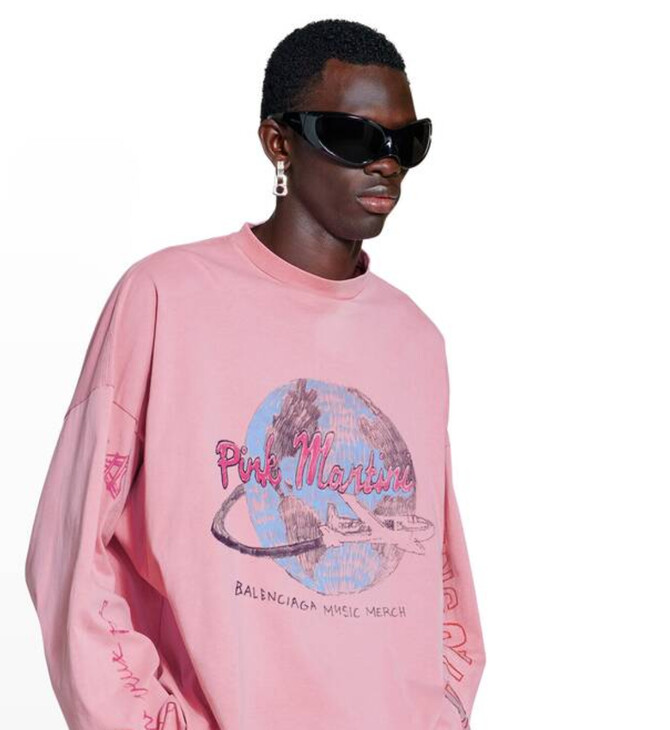 Hoodie Balenciaga που γράφει Λαμία