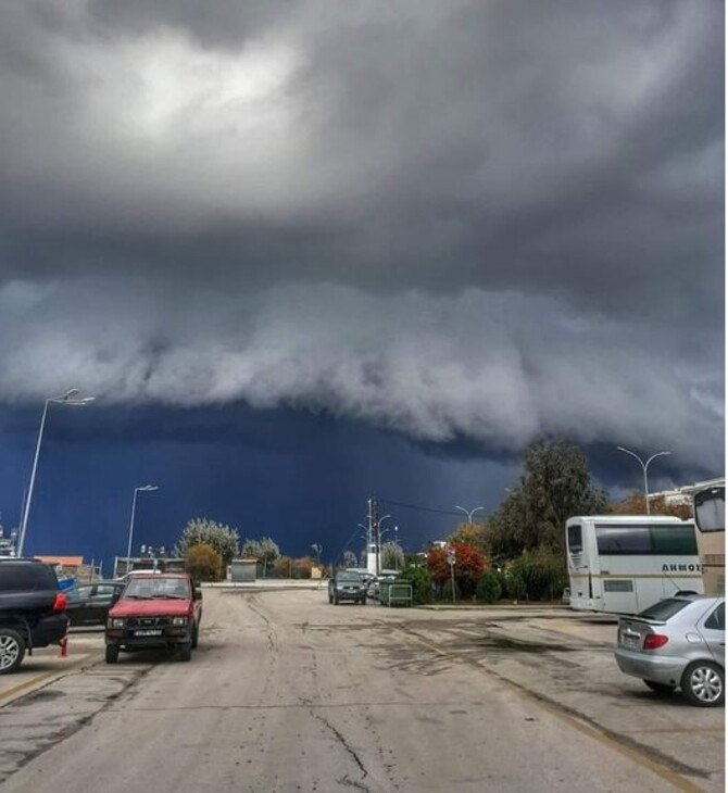 Shelf cloud πάνω από την Σαμοθράκη- Δείτε την εντυπωσιακή φωτογραφία