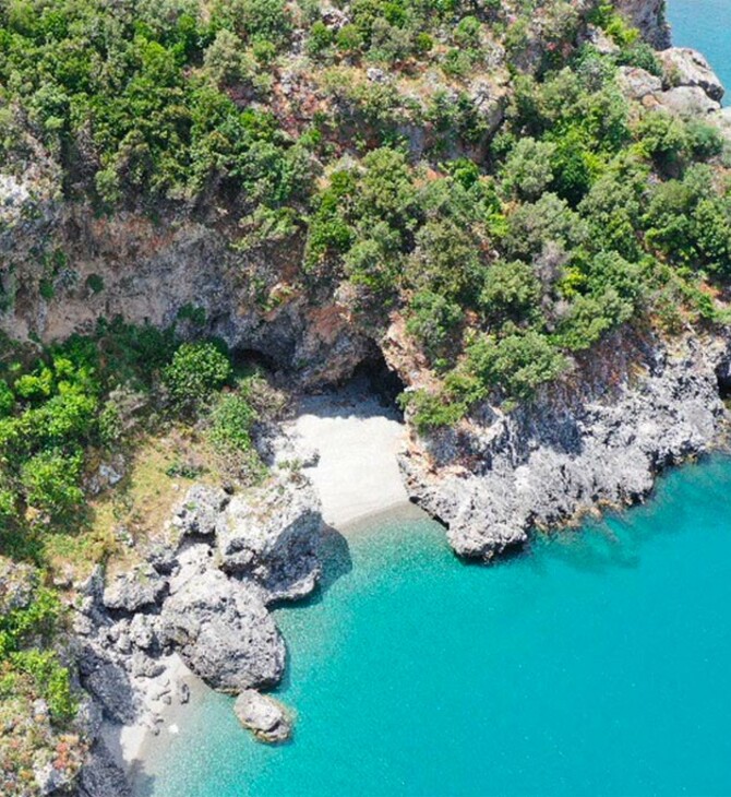 Η παραλία Χιλιαδού της Εύβοιας υποψήφια για καλύτερη κινηματογραφική τοποθεσία 2022