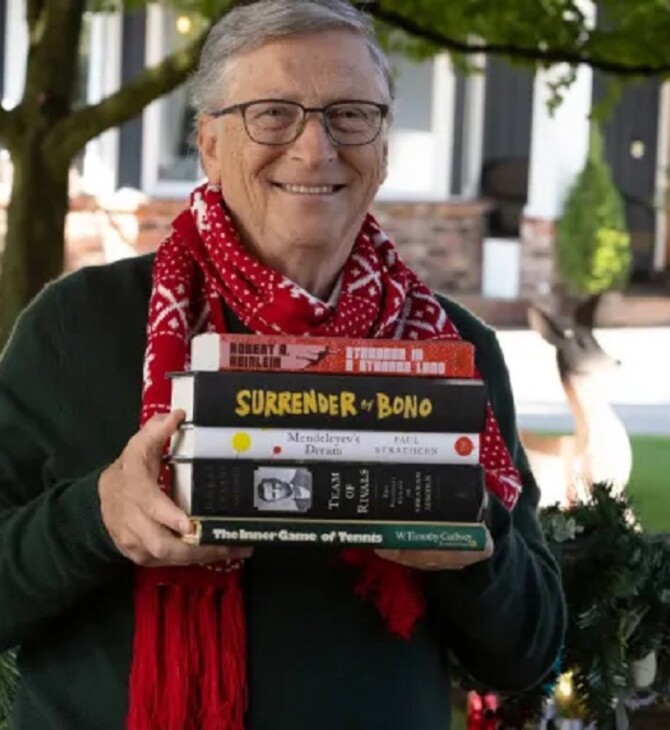 Here are Bill Gates’ 5 new book recommendations for your holiday reading list