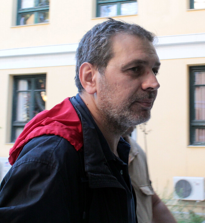 Χριστούγεννα στα κρατητήρια για τον Στέφανο Χίο- Το επεισόδιο που οδήγησε στη σύλληψη 