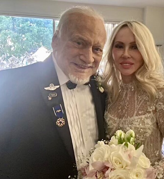 Buzz Aldrin: Παντρεύτηκε στα 93 του ο δεύτερος άνθρωπος που πάτησε στη Σελήνη