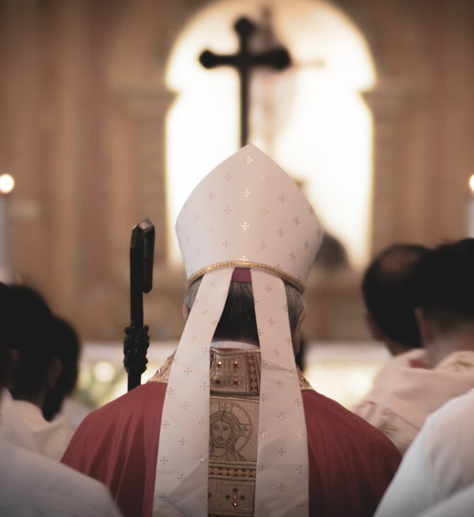 Βατικανό: Έρευνα μετά από φήμες για «ερωτικά πάρτι» στον καθεδρικό του Νιούκαστλ