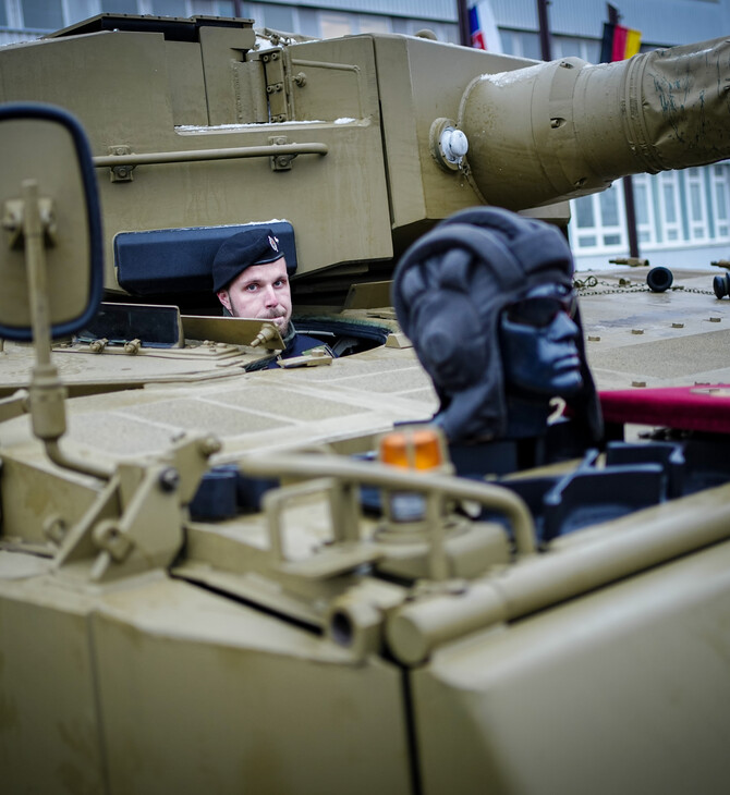 Ουκρανία: Τέλη Μαρτίου, αρχές Απριλίου τα Leopard 2 -Θα χρειαστούν μήνες τα αμερικανικά Abrams 