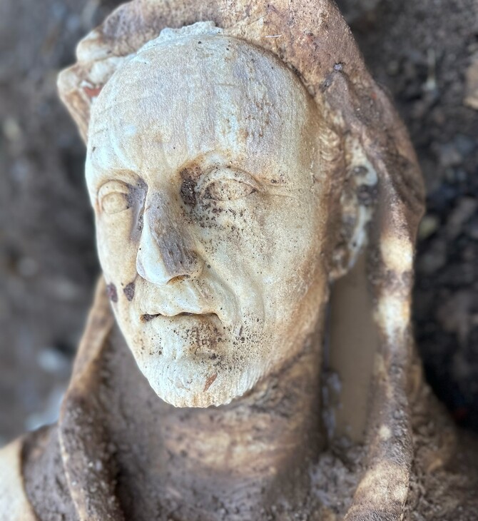 Άγαλμα του Ηρακλή, της ρωμαϊκής περιόδου, εντοπίστηκε κατά τη διάρκεια εργασιών στη Ρώμη