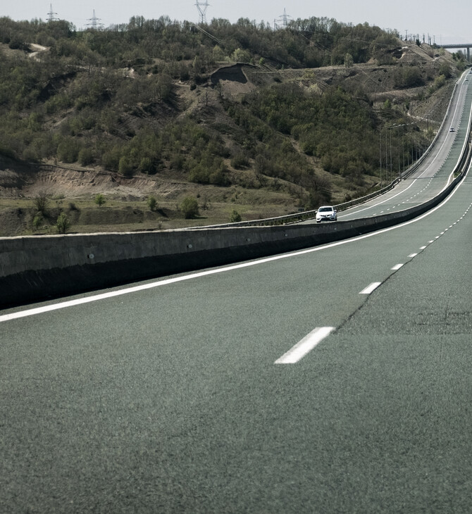 Λαμία- Πάτρα σε 1,5 ώρα: Υπεγράφη η σύμβαση για την κατασκευή του τμήματος Μπράλος- Άμφισσα