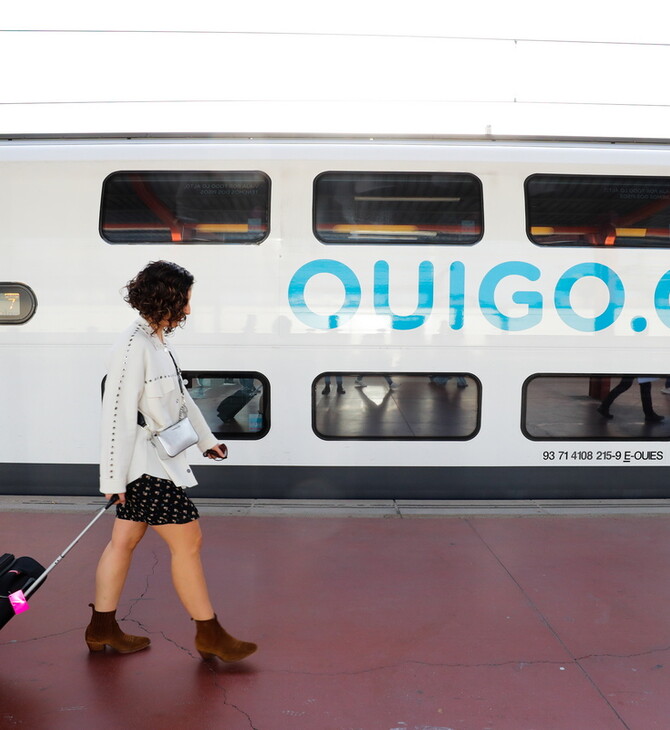 Spain officials quit over trains that were made too wide for tunnels