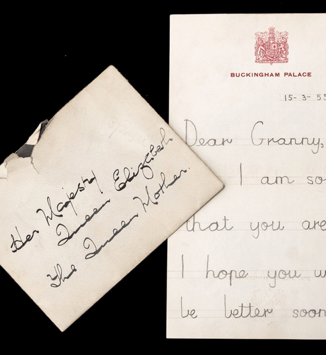 Επιστολή του βασιλιά Καρόλου στη «γιαγιά» του βρέθηκε σε σκονισμένη σοφίτα - Την έγραψε το 1955