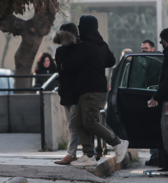 Κολωνός