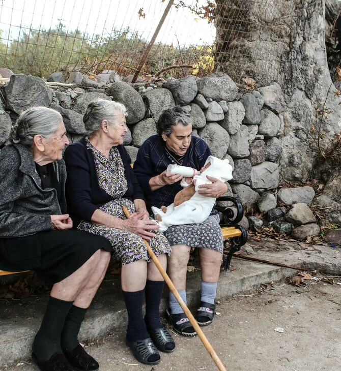 Πέθανε η Αιμιλία Καμβύση, η τελευταία από τις τρεις «γιαγιάδες της Συκαμνιάς»