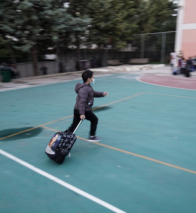 Τέλος τα μέτρα κατά του κορωνοϊού στα σχολεία - Θα προσμετρώνται κανονικά οι απουσίες