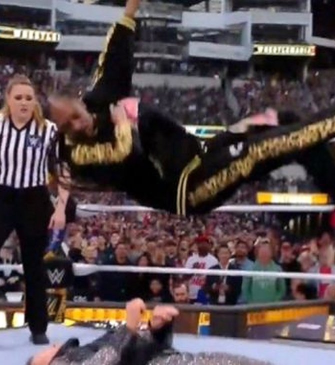 Snoop Dogg: Μπήκε στο ρινγκ του WWE και «ξάπλωσε» τον Miz με μία μπουνιά