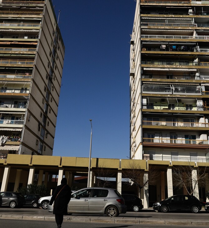 Πιερρακάκης: Από τις αρχές Ιουνίου οι αιτήσεις επιδότησης για την «έξυπνη» πολυκατοικία