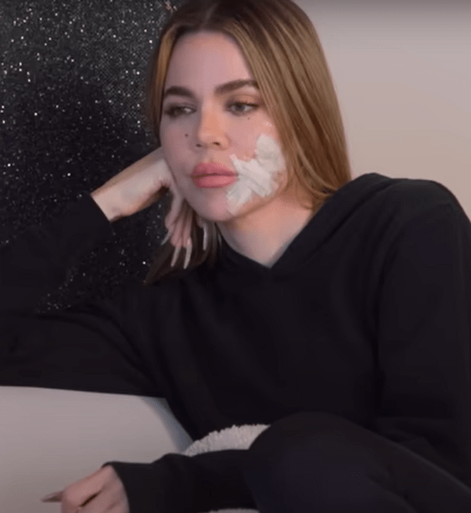 «The Kardashians»: Η Κλόε Καρντάσιαν δείχνει τις ουλές της από το μελάνωμα στο μάγουλό της 