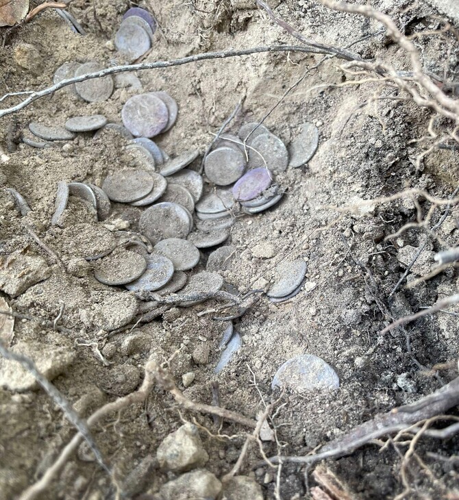 Κρυμμένος θησαυρός εντοπίστηκε στην Ιταλία – Ρωμαϊκά νομίσματα ηλικίας 2.000 ετών
