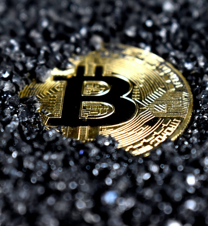Bitcoin: Τέλος στο τετράμηνο «ράλι» εν μέσω αστάθειας στον τραπεζικό τομέα