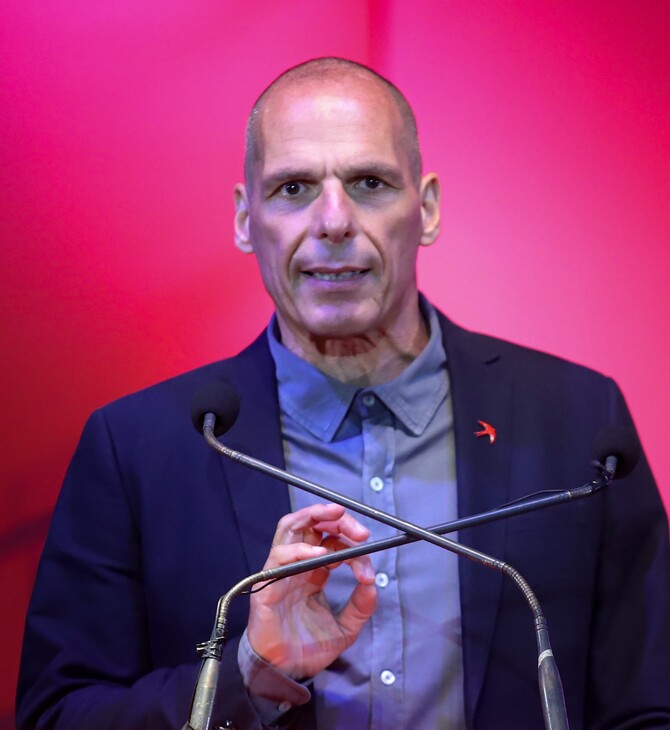 Εκλογές 2023- Βαρουφάκης: Το μόνο που επιτυγχάνει ο φράχτης στον Έβρο, είναι η αύξηση των κερδών των διακινητών