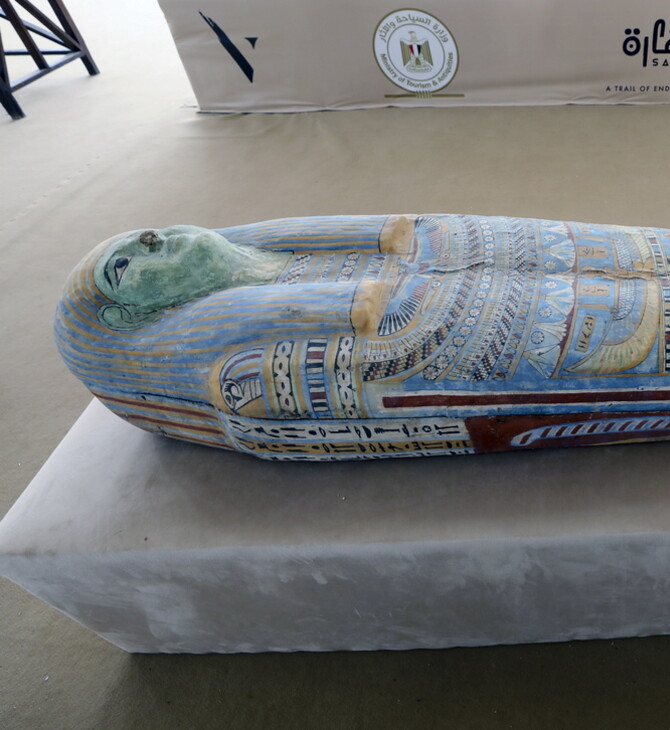 Ancient tombs and large mummification workshops unearthed in Egypt