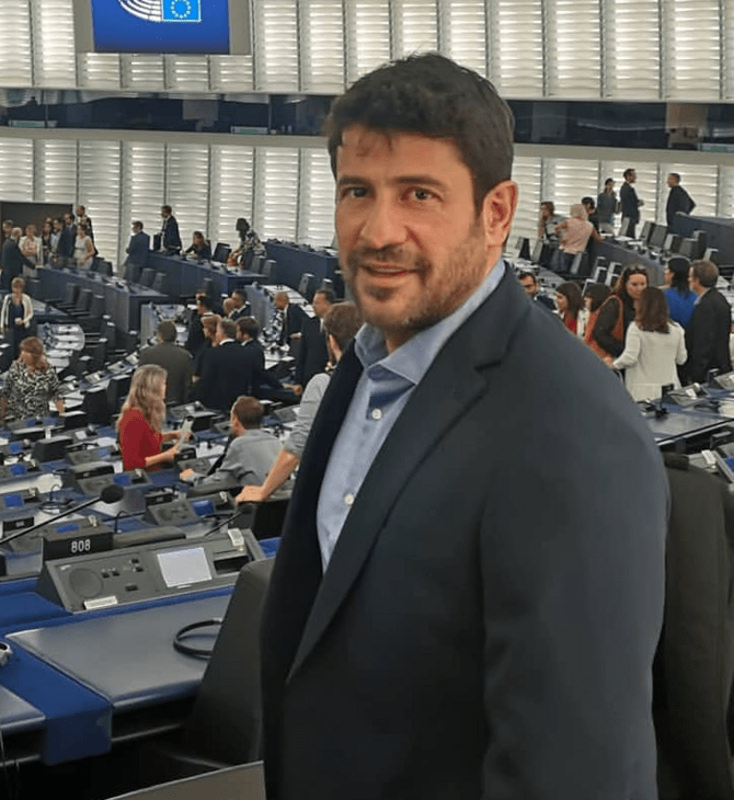 Άρση ασυλίας για Αλέξη Γεωργούλη και Μαρία Σπυράκη αποφάσισε το Ευρωκοινοβούλιο