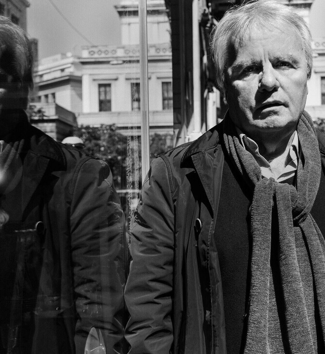 Σωτήρης Δημητρίου: «Ζούμε διαρκώς σε ένα επικίνδυνο αύριο. Δεν είμαστε ποτέ στο τώρα»