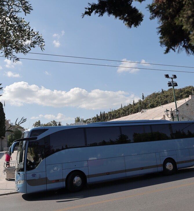 Δήμος Αθηναίων: 11 νέα σημεία στάσης και στάθμευσης για τα τουριστικά λεωφορεία