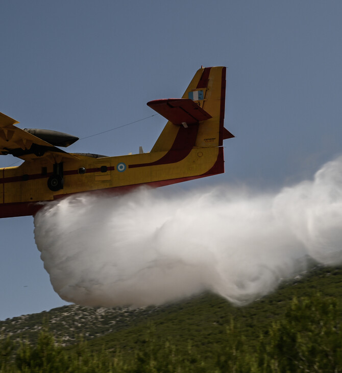 Φωτιά στη Ζάκυνθο- Επιχειρούν και αεροσκάφη