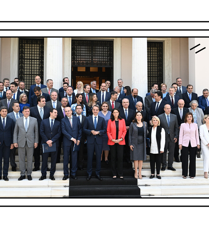 Ας περιμένουν οι γυναίκες (και οι γκέι και οι άνω των 50+)