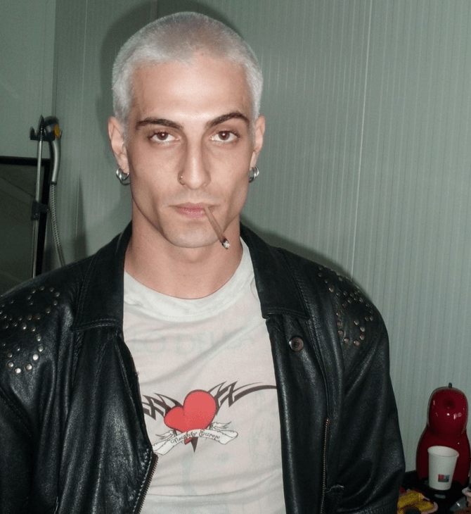 Maneskin: Ο Damiano ακούει το «Αν είσαι ένα αστέρι» του Νίκου Βέρτη
