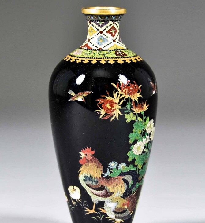 Tiny vase bought at thrift shop could sell for $11,800