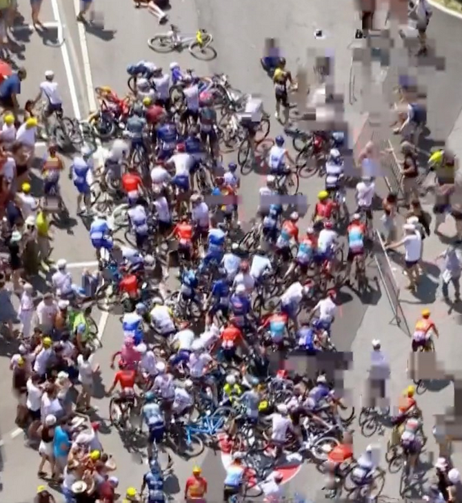 Tour de France: Θεατής έβγαλε εκτός αγώνα δεκάδες αθλητές, προσπαθώντας να βγάλει selfie