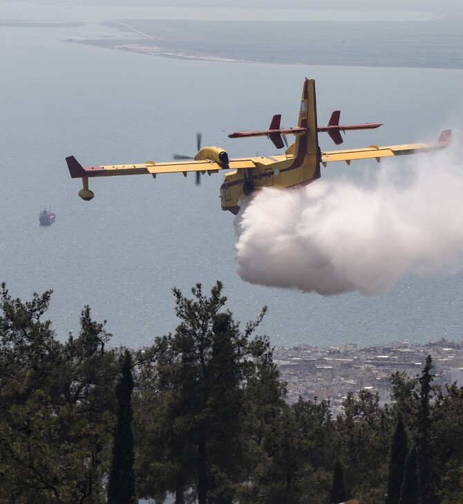 Πιλότος Canadair: Δεν είμαστε γενναίοι ήρωες, αλλά επαγγελματίες- Πώς προετοιμάζονται