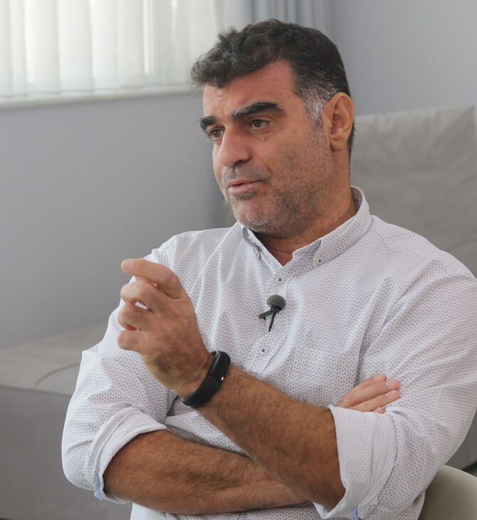 Κώστας Βαξεβάνης: Αθώος για την υπόθεση δυσφήμισης του Χαράλαμπου Αθανασίου