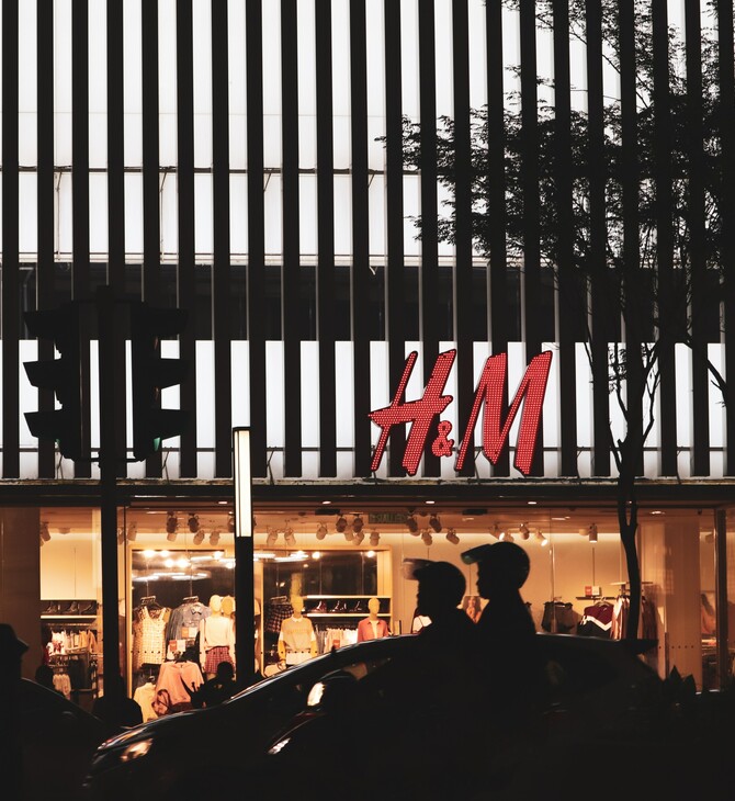 Τα H&M αποσύρονται από την αγορά της Μιανμάρ – Λόγω παραβιάσεων δικαιωμάτων εργαζομένων