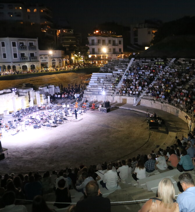 Το αρχαίο θέατρο της Λάρισας άνοιξε για το κοινό μετά από 22 και πλέον αιώνες