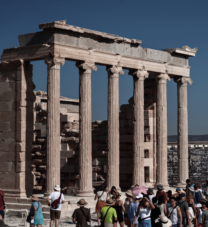 Ακρόπολη: Ξεκίνησε η εφαρμογή του προγράμματος με τις ζώνες επισκεψιμότητας