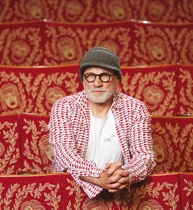 Simon McBurney