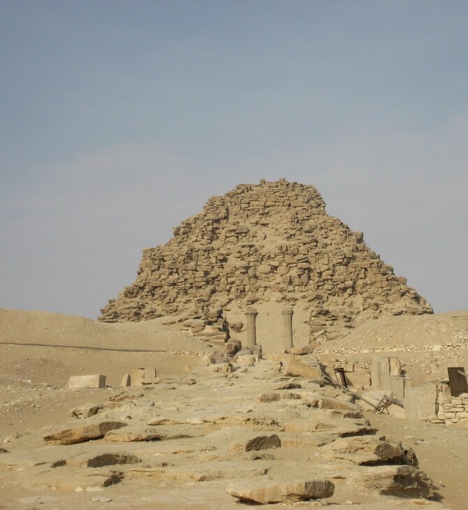 Πυραμίδα του Σαχούρε: Ανακαλύφθηκαν κρυμμένοι θάλαμοι - Ενθουσιασμός των αρχαιολόγων για τα ευρήματα 