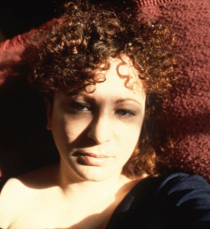 «Δεν έχω πολλά χρόνια ακόμα»: Η Nan Goldin για την τελευταία, ίσως, αναδρομική της έκθεση 