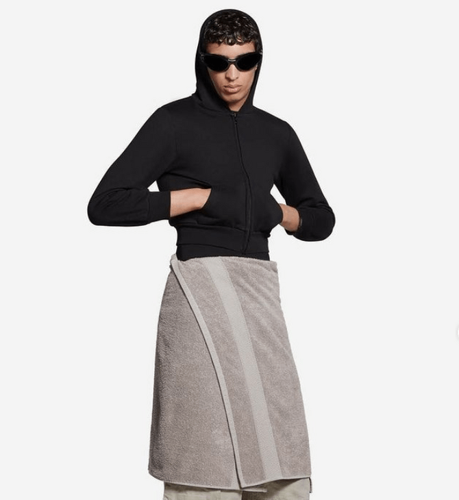 Φούστα σαν πετσέτα από τον οίκο μόδας Balenciaga