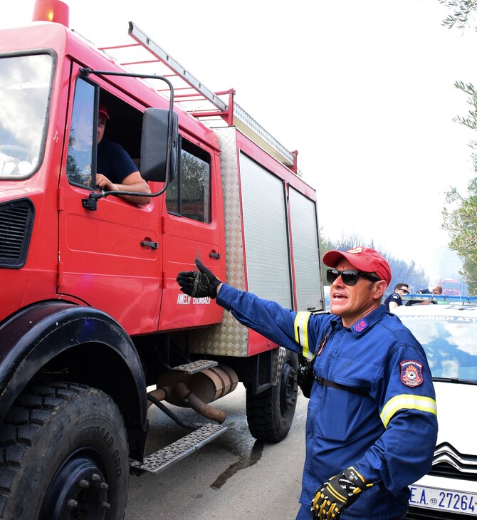 Φωτιά τώρα στον Σχινιά, κοντά στο κωπηλατοδρόμιο
