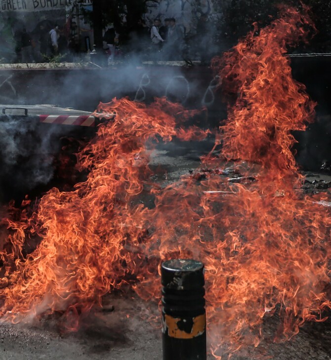 Επεισόδια στη Γεωπονική Σχολή - Κλειστή η λεωφόρος Αθηνών