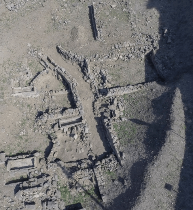 Αρχαιολογικός περίπατος στον Μόλυβο- H άγνωστη Αρχαία Μήθυμνα