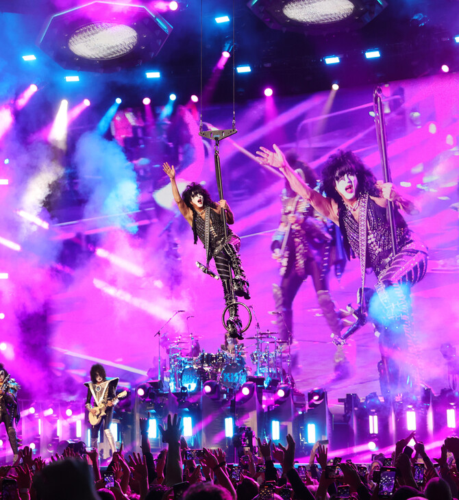 Οι Kiss τελείωσαν με τις συναυλίες και βγήκαν στη σκηνή τα avatar τους