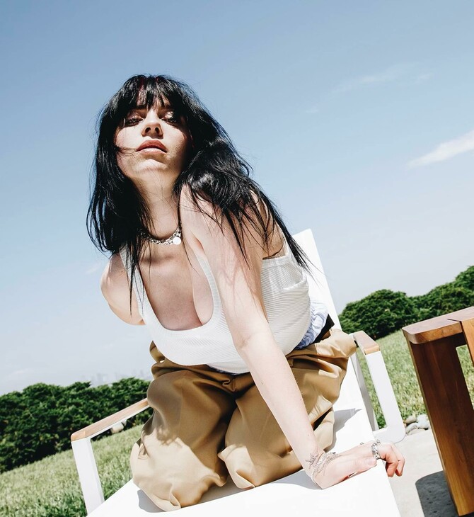 Η Billie Eilish έχασε 100.000 followers μετά το coming out της