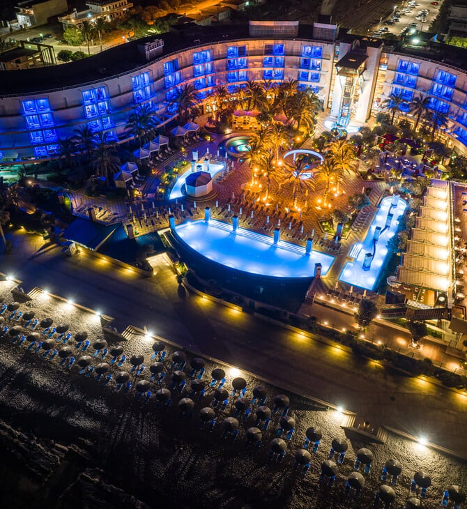 "Feel the Magic" Στο Club Hotel Casino Loutraki - Ένα Μαγικό Ταξίδι Τύχης και Διασκέδασης