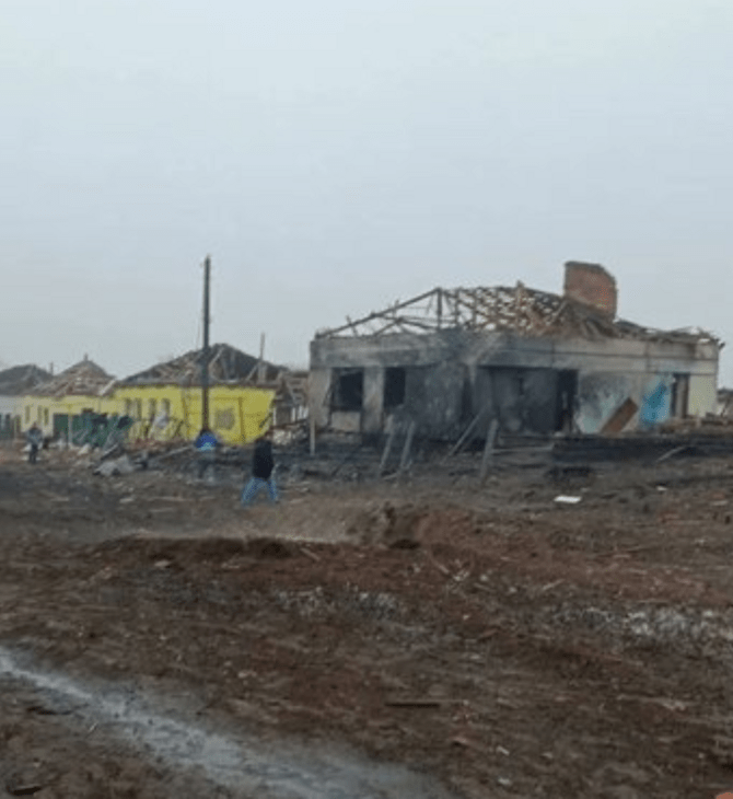 Η Ρωσία βομβάρδισε κατά λάθος δικό της χωριό και υπόσχεται να ξαναχτίσει ό,τι καταστράφηκε