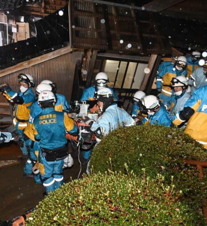 Σεισμός στην Ιαπωνία: 90χρονη ανασύρθηκε ζωντανή - 126 οι νεκροί, 222 άνθρωποι συνεχίζουν να αγνοούνται